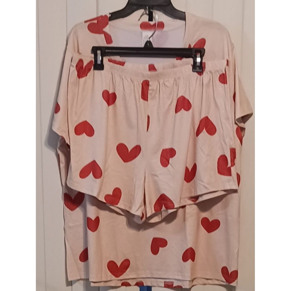 Two-Piece Lounge Set Heart Print in Cream and Red Women's XXL NWT